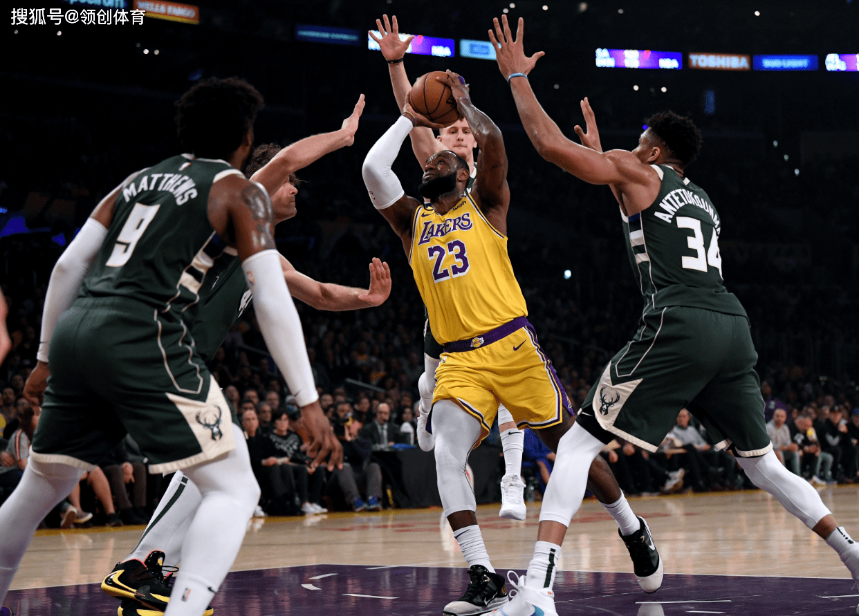 密尔沃基雄鹿队字母哥