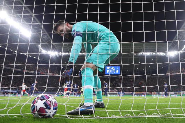 欧联清晨再迎强敌，克里夫兰骑士复出首秀，主帅态度——球迷炸锅，医务组通报恢复(克里夫兰骑士vs波士顿凯尔特人)