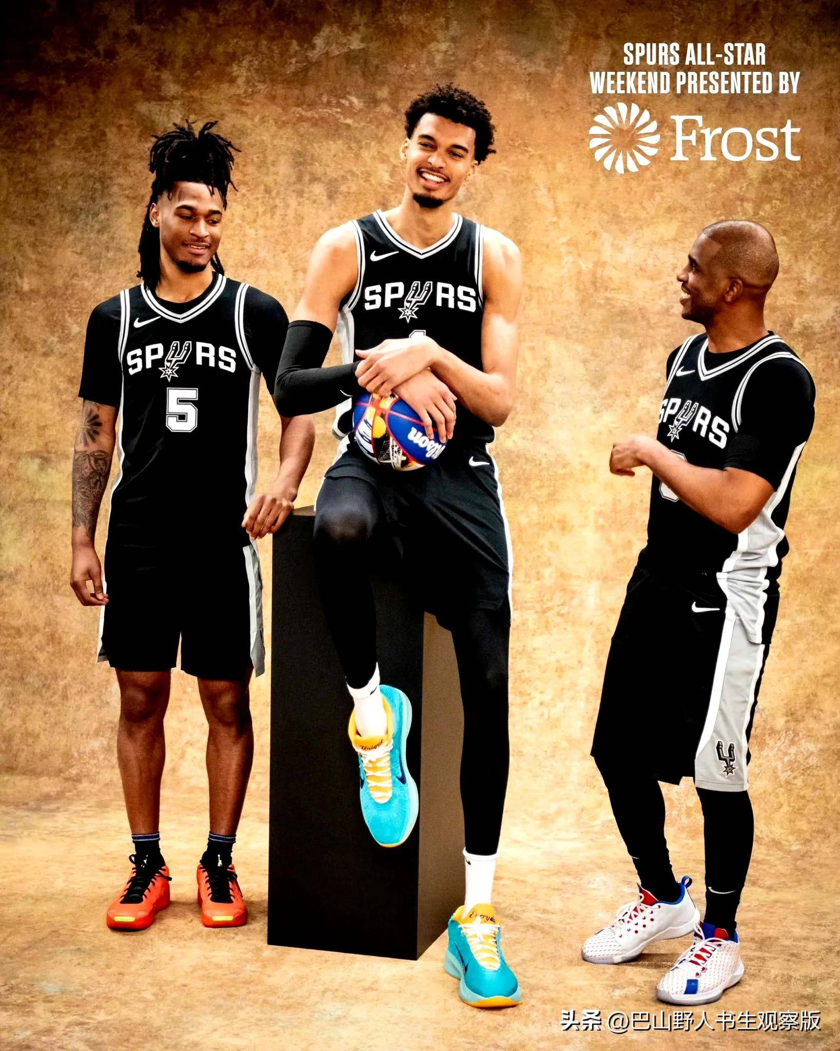 加时末段圣安东尼奥马刺调整名单以备全明星赛，官宣签约环节打磨，赛场秩序良好，更衣室氛围转暖的简单介绍